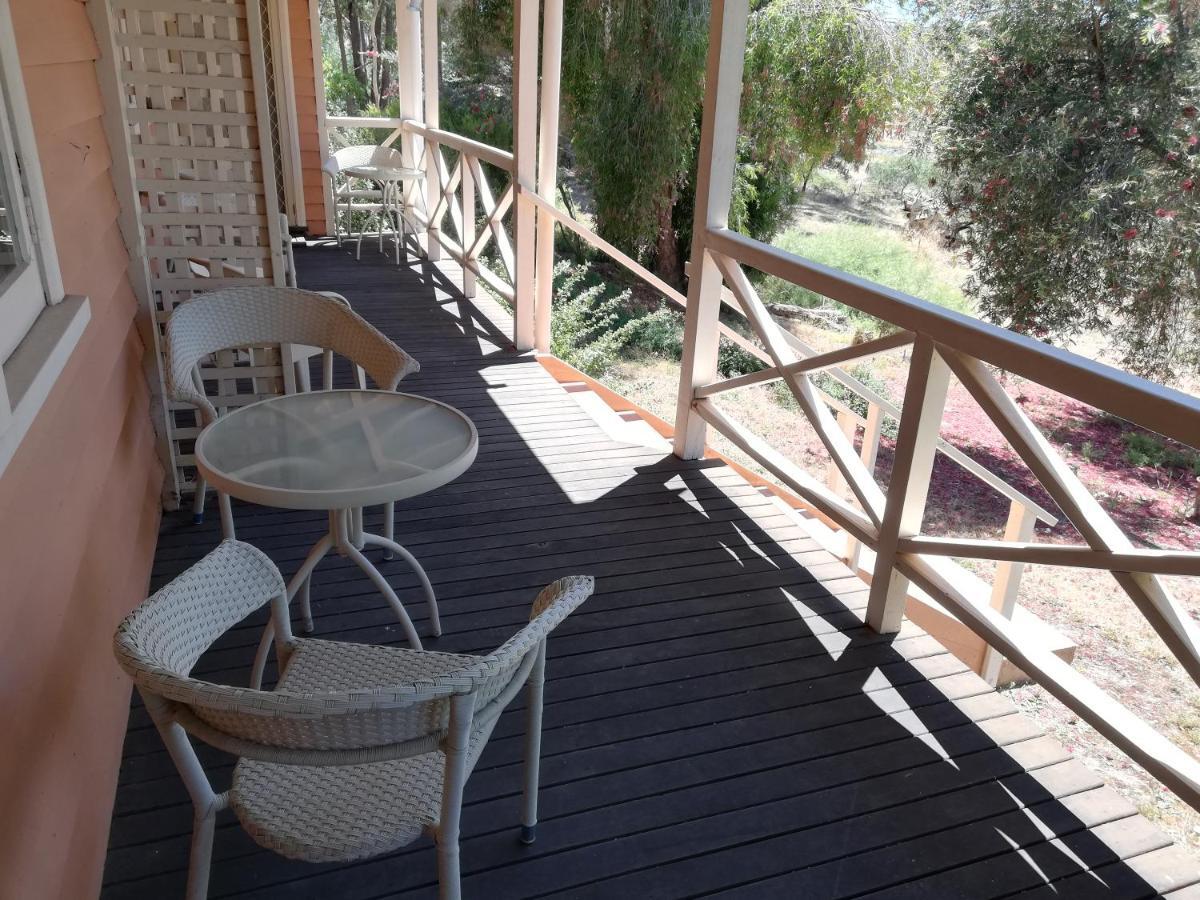 Woodlands Of Balingup Bush Cottages Εξωτερικό φωτογραφία